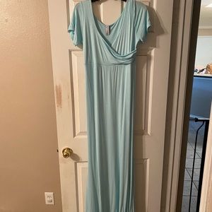 Maternity gown
